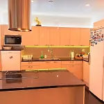 Stylish And Spacious House In Villa