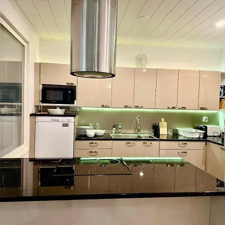 Stylish And Spacious House In Villa *