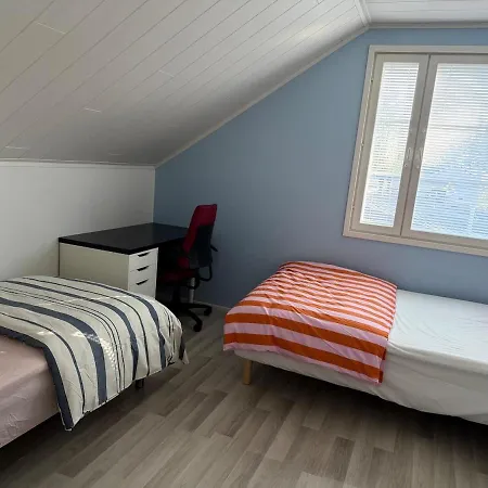 Stylish And Spacious House In וילה *