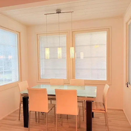 Stylish And Spacious House In