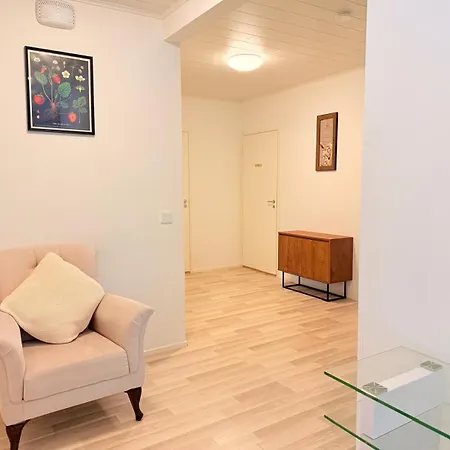 Willa Stylish And Spacious House In *