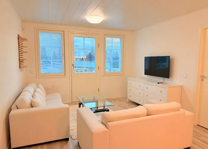 Stylish And Spacious House In * فانتا