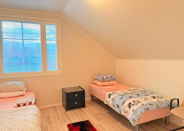 Stylish And Spacious House In فانتا