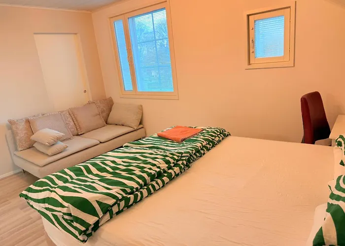 فيلة Stylish And Spacious House In