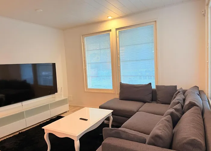 فيلة Stylish And Spacious House In