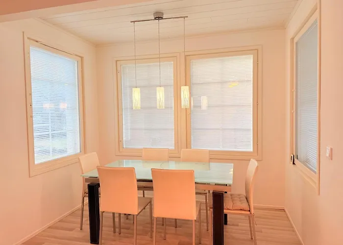 Stylish And Spacious House In