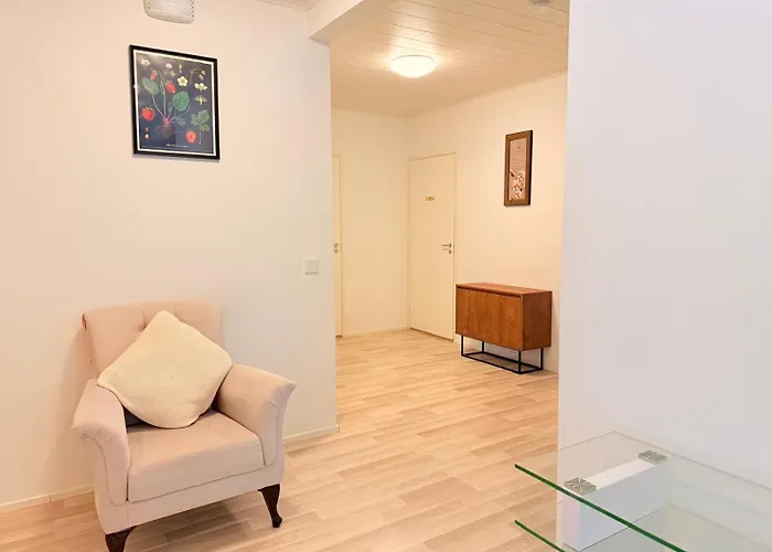 فيلة Stylish And Spacious House In *