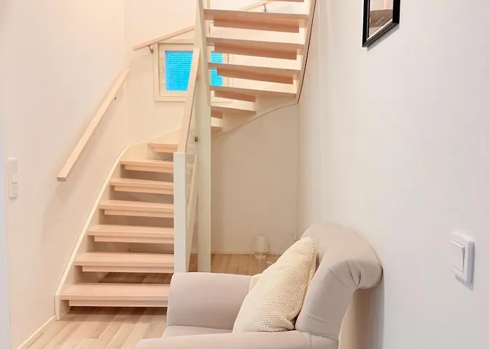 Stylish And Spacious House In فانتا